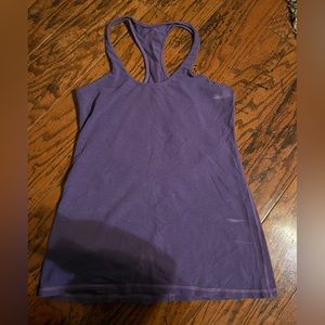 Lululemon tank top
